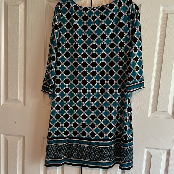 WHBM dress. Black, grey, cream and teal. Very comfortable! - Picture 2 of 6